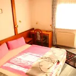 Kircheiber Hof فندق مبيت وإفطار 3*