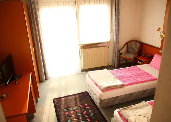 Kircheiber Hof Bed & Breakfast 3*